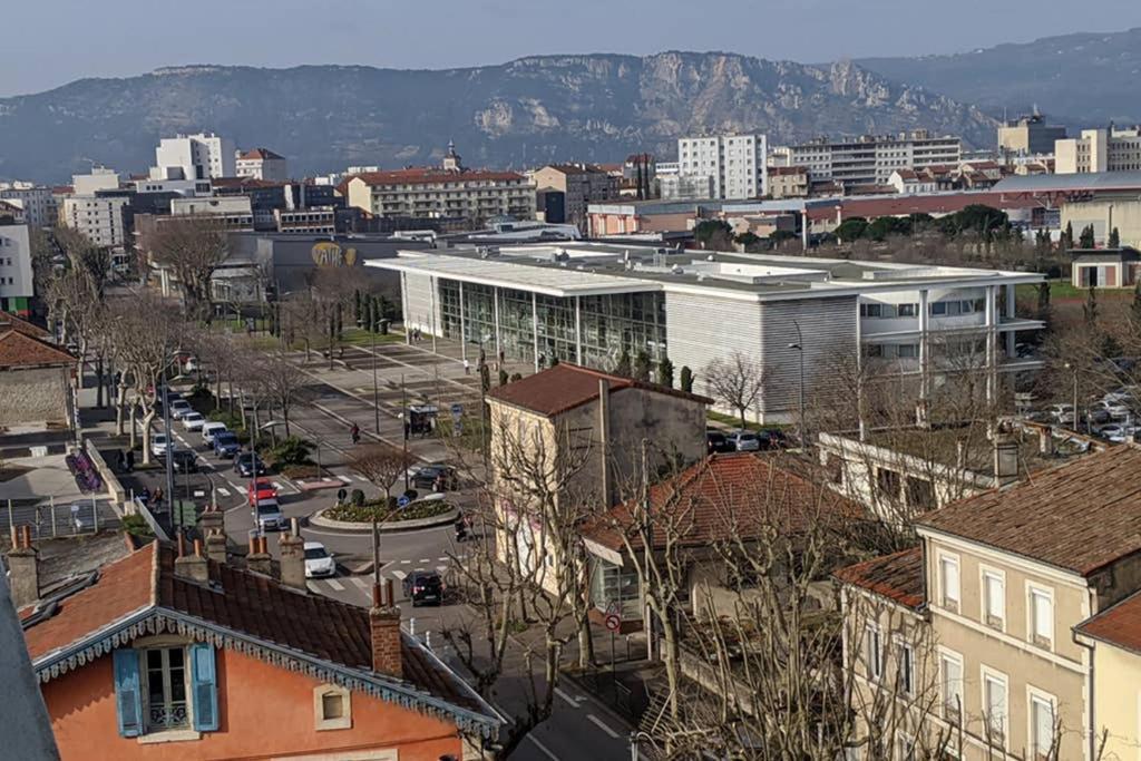 T1 Centre De Valence Apartman Valence  Kültér fotó